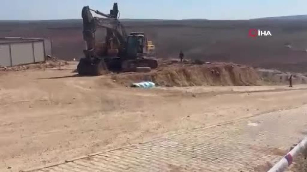 -32feb82a-a314-40ec-8eb3-fa0964d74da3-1